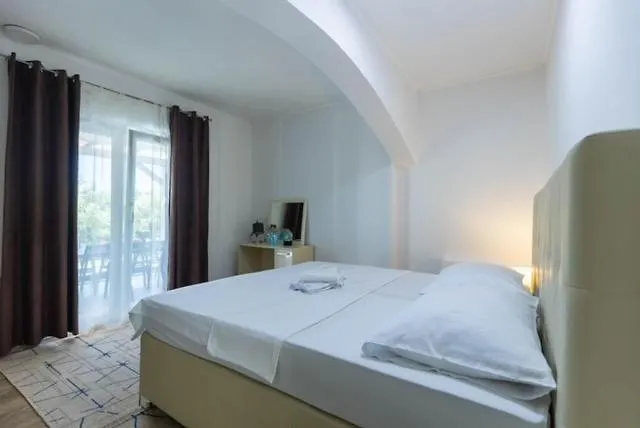 Villa Luana With Private Pool In Beautiful Rovinj