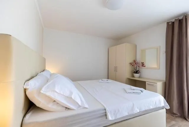 Villa Luana With Private Pool In Beautiful Rovinj Croatia
