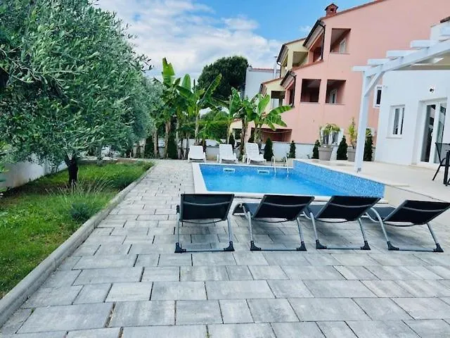 Villa Luana With Private Pool In Beautiful Rovinj